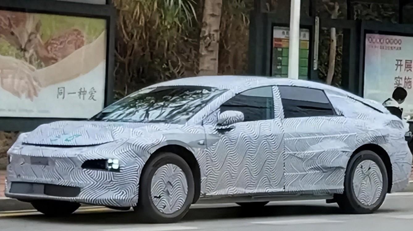 比小鵬P7i售價更高的小鵬轎車?在市面上能有競爭力嗎