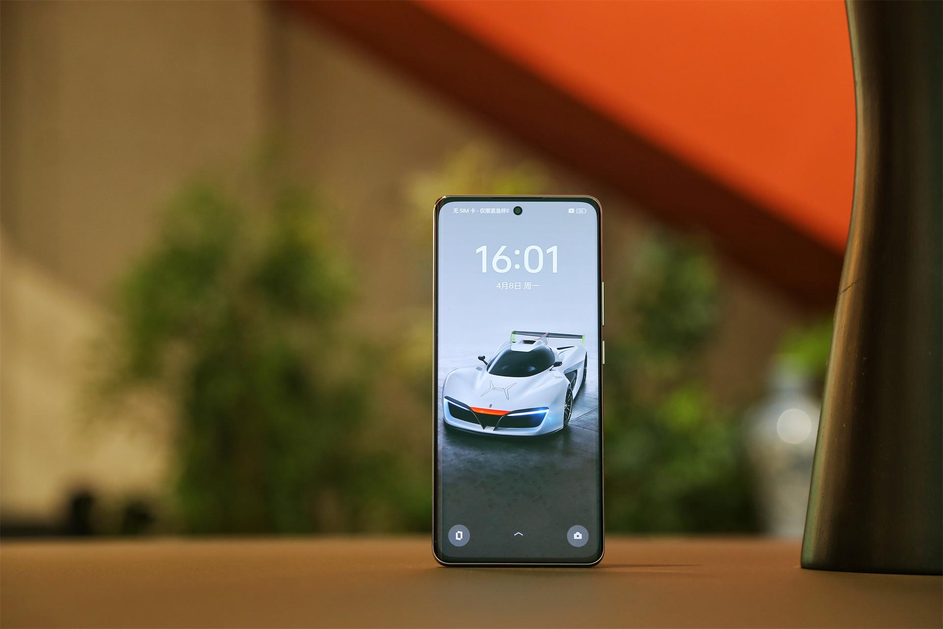 “耐用戰(zhàn)神”有多強?OPPO A3 Pro上手體驗,泡水半小時完好無損