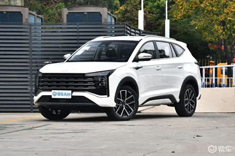 江淮汽車認(rèn)真了,江淮X8 PLUS到底\"香不香\"