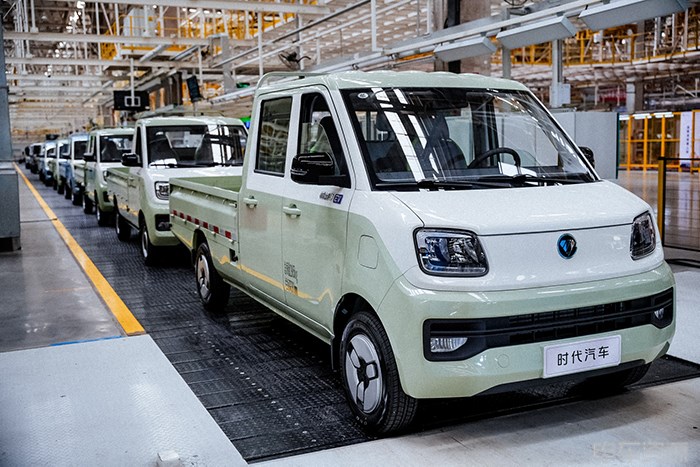 時代汽車首款半固態電池卡車線上發布 引領商用車新能源轉型新浪潮